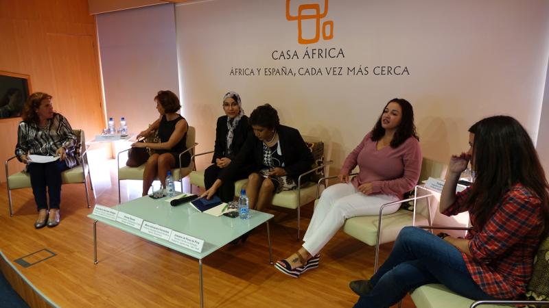Mesa Redonda – Mujer y Ciencia