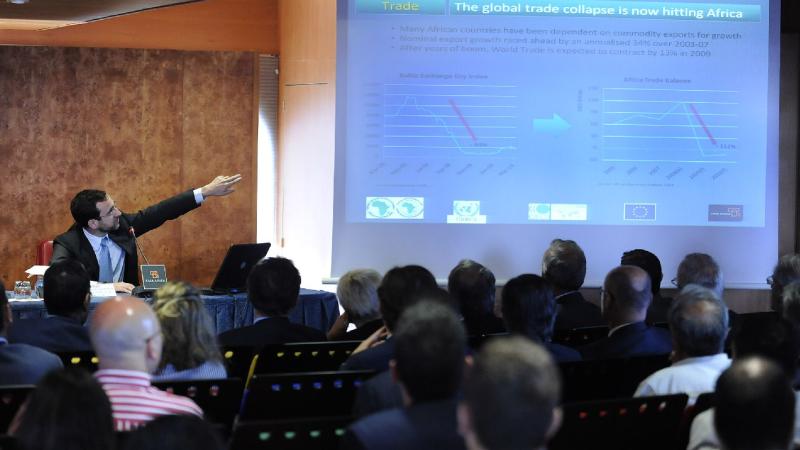 4. Presentación del Informe Perspectivas Económicas en África, 2009 en Casa África