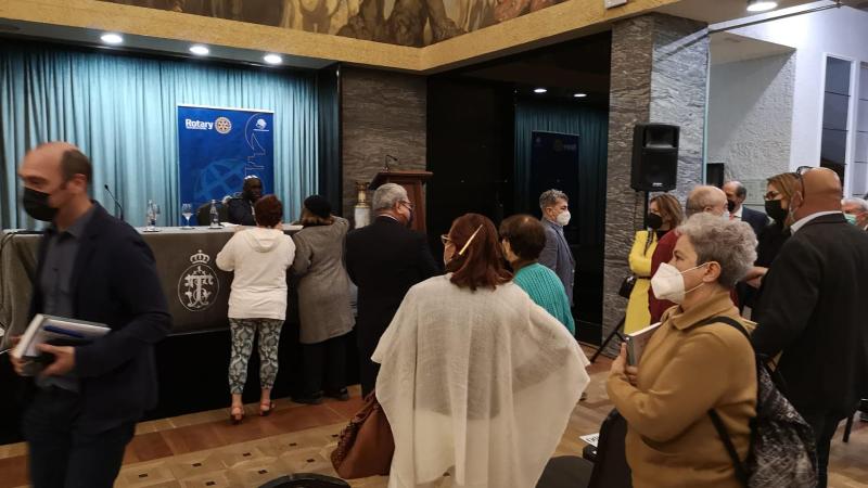 Presentación del libro ‘Lo que la noche le debe al día’ - 2
