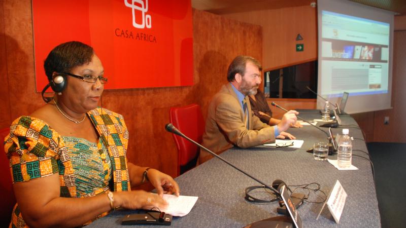 - Presentación del III Encuentro sobre Biblioteconomía en Casa África por Ricardo Martínez Vázquez -Director General de Casa África- y por Helen Asamoah-Hassan representante de la IFLA en África, Sudáfrica