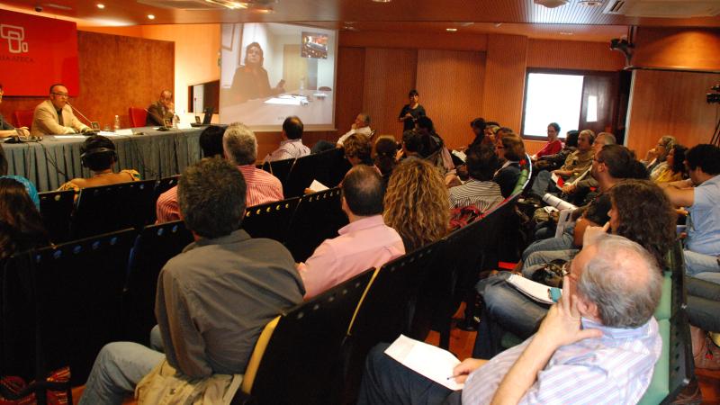 - Presentación e intervenciones de la Mesa sobre Bibliotecas Digitales y sobre Propiedad Intelectual, III Encuentro sobre Biblioteconomía en Casa África