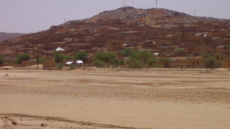 13.	Paisaje de Tidjikja (Mauritania, 2005)