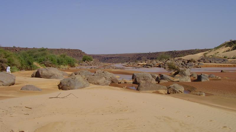 25.	Paisaje de Tidjikja (Mauritania, 2005)
