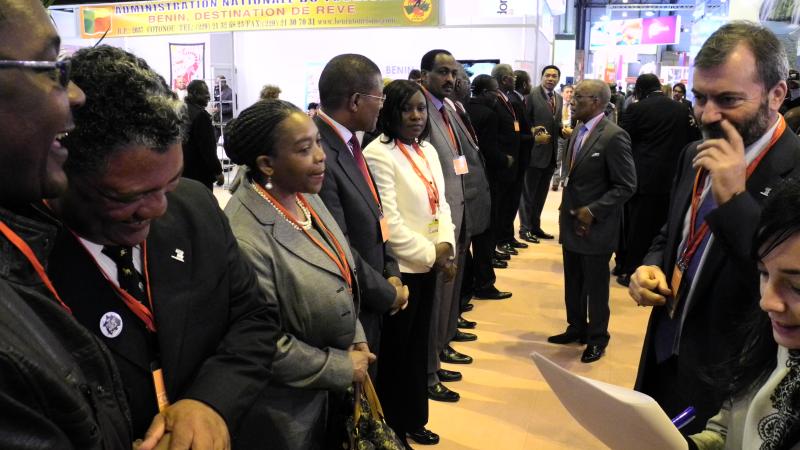 2. Recepción de empresarios africanos y Ricardo Martínez Vázquez (der.) –Director General de Casa África-