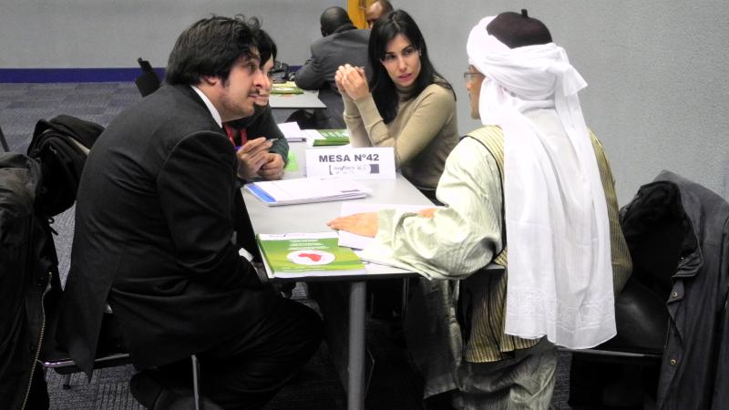 22. Mesas de negociaciones en INVESTOUR 2012