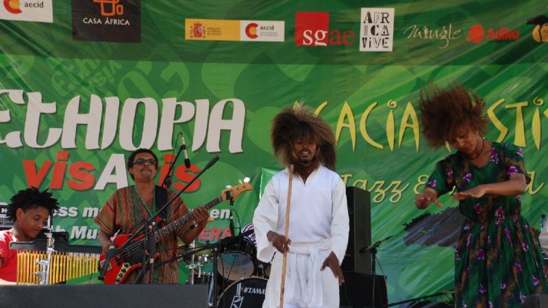 2. Actuación de Ethiocolor en el programa Ethiopia vis a vis organizado por Casa África