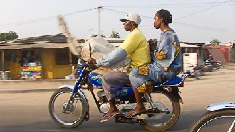 9. Cotonou. Zems