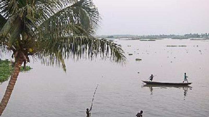 19. Porto Novo. Pescadores Lago