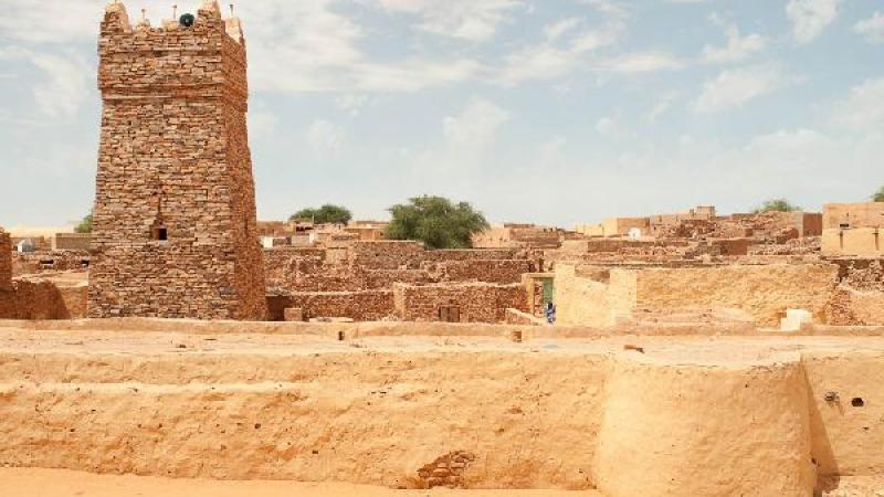 10. Chinguetti. Residente túnica