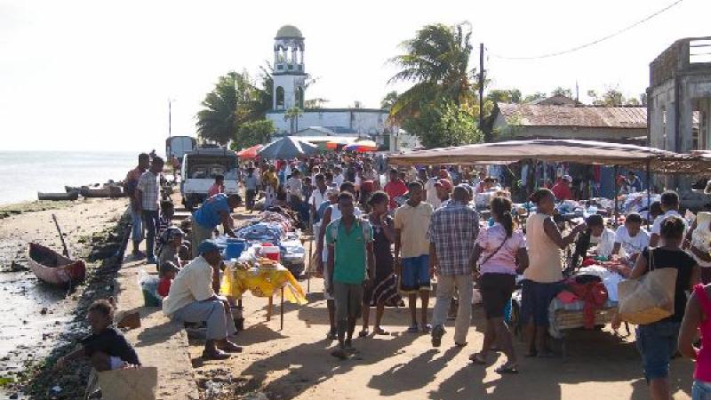 13. Vohemar. Mercado