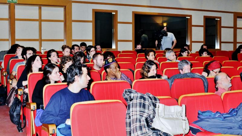 24. Público asistente al acto