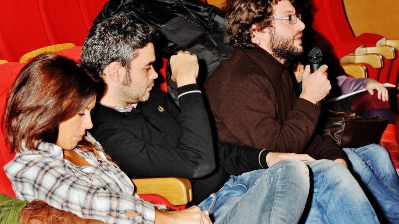 33. Intervención del público en la presentación del Cuaderno Africano Si hablas de nosotros