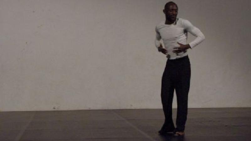 5. Ahmed Soura -bailarín de Burkina Faso- en la residencia coreográfica en La Gomera