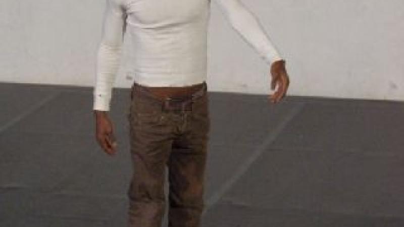 12. Adonis Nébiè -bailarín de Burkina Faso- en la residencia coreográfica en La Gomera