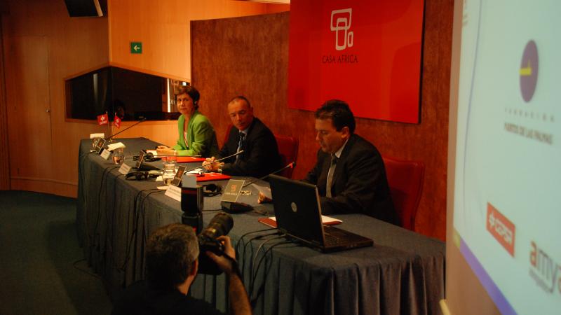 9. Mesa de inauguración de la Conferencia de la Asociación Internacional de Transporte Multimodal celebrada en Casa África