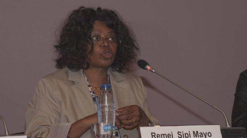 13.  Jornadas internacionales: Las migraciones de África a Europa. ¿Una suerte o una maldición?