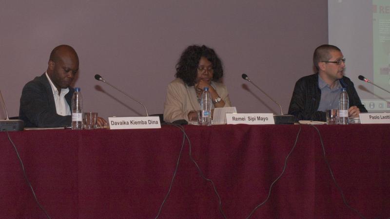 14.  Jornadas internacionales: Las migraciones de África a Europa. ¿Una suerte o una maldición?