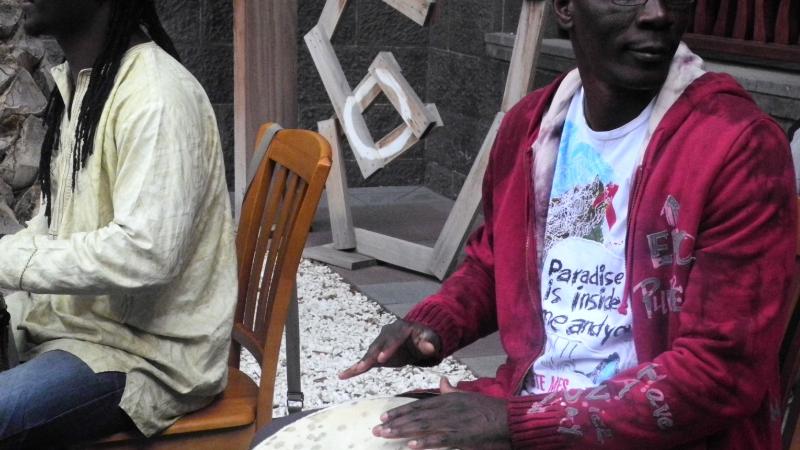 4. Taller de danza y percusión africanas en Casa África el Día de África, África Vive 2012