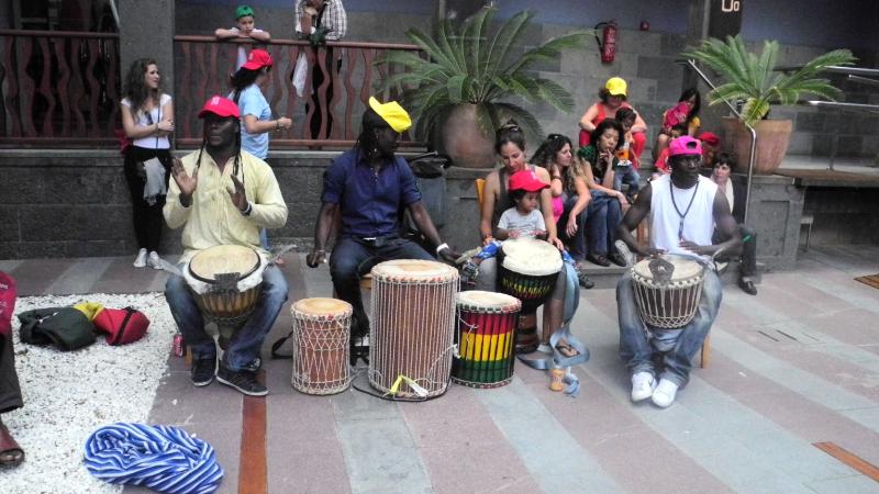5. Taller de danza y percusión africanas en Casa África el Día de África, África Vive 2012