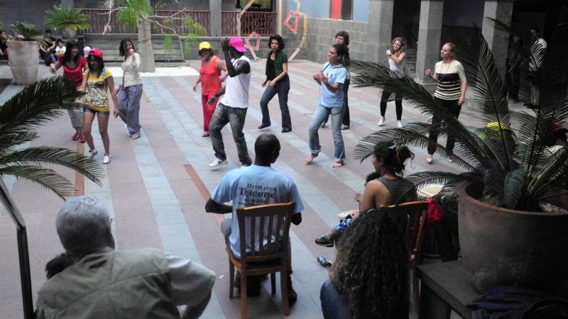7. Taller de danza y percusión africanas en Casa África el Día de África, África Vive 2012