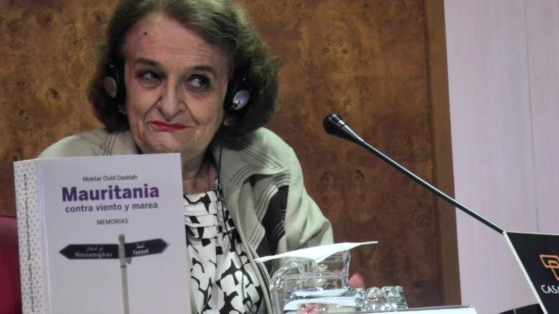 4. Dª Mariem Daddah -Presidenta de la Fundación Moktar Ould Daddah- en la presentación del libro Mauritania contra viento y marea en Casa África