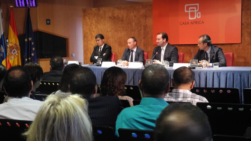 6. Mesa de presentación del Encuentro de Operadores Turísticos Canarias - Marruecos en Casa África