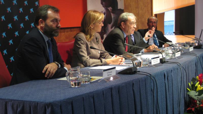 7. Mesa de presentación del proyecto GAVI con S.A.R. La Infanta Doña Cristina en Casa África