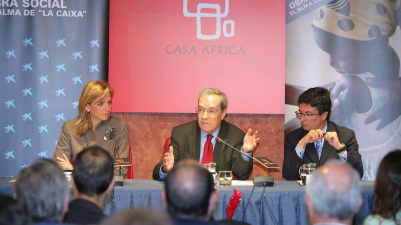 8. Mesa de presentación del proyecto GAVI con S.A.R. La Infanta Doña Cristina en Casa África