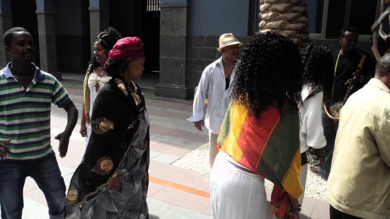 3. Imagen del grupo Ethicolor en su visita a Casa África