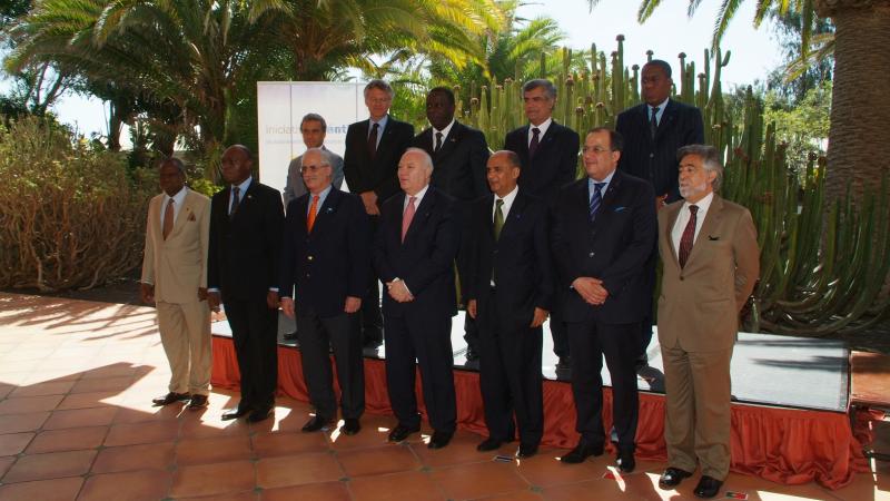 2. Imagen de todos los Ministros de Asuntos Exteriores participantes en la Reunión de Alto Nivel en Lanzarote, Canarias