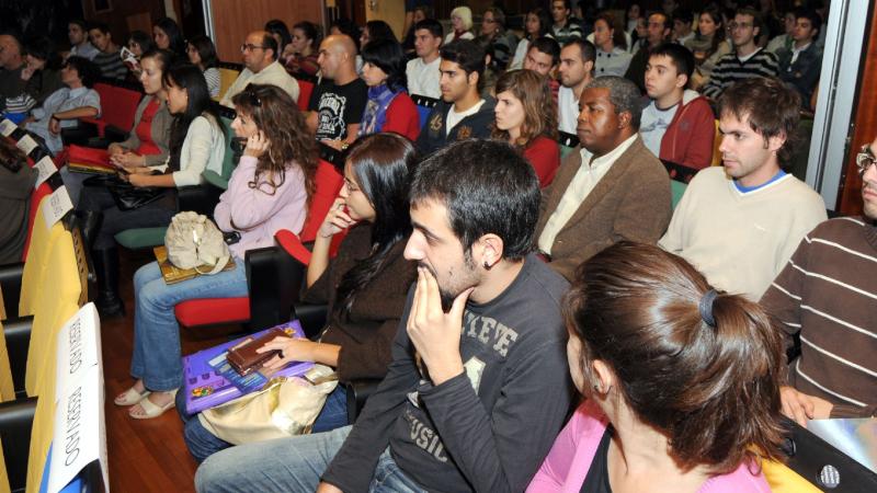 11. Imagen del público durante el Seminario 'África y las operaciones de mantenimiento de la paz'