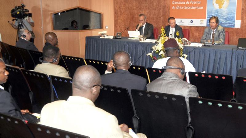 6. Imagen del Seminario Gestión Portuaria dirigido a la Asociación de Mujeres del Sector Portuario de África Central y Occidental en Casa África