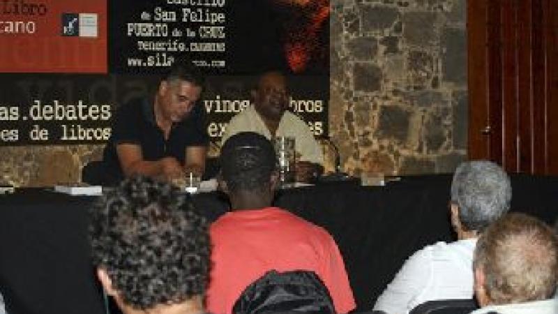 10. Participación de Donato Ndongo (Guinea Ecuatorial) con Alfonso González Jerez en el SILA, 2009