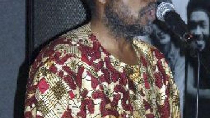 16. Imagen de Justo Bolekia (Guinea Ecuatorial) en su participación en el SILA, 2009
