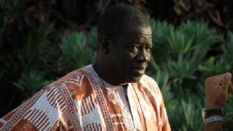 21. Imagen de Amadou Ndoye (Senegal) en su participación en el SILA, 2009