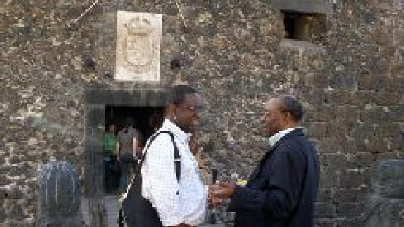 26. Imagen de Landry Wilfrid Miampika (República del Congo) en su participación en el SILA, 2009