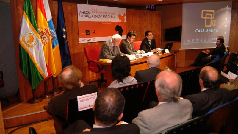 1. Presentación del Seminario Internacional África, la nueva frontera China, 2007 en Casa África