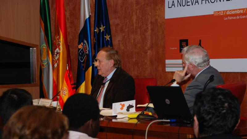 10.  Presentación del Seminario Internacional África, la nueva frontera China, 2007 en Casa África