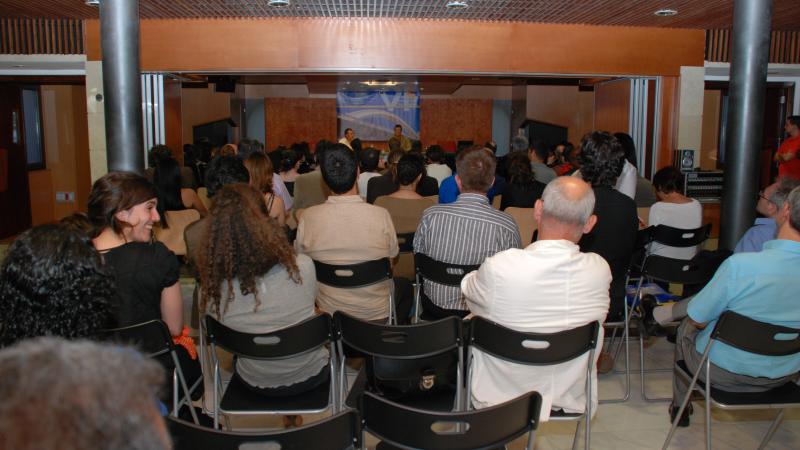 8. Imagen de las presentaciones de VI Congreso de Estudios Africanos en el Mundo Ibérico (2008), en Casa África