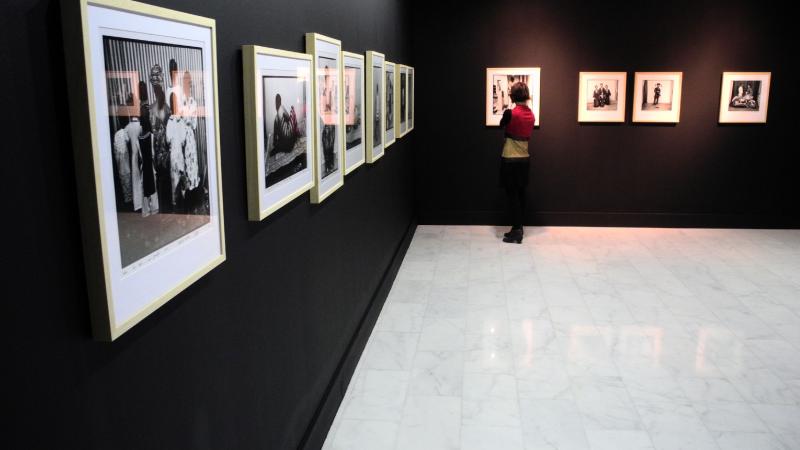 16. Imagen de Telas de luz. Exposición de la colección de arte africano contemporáneo de la Galería Saro León en Casa África