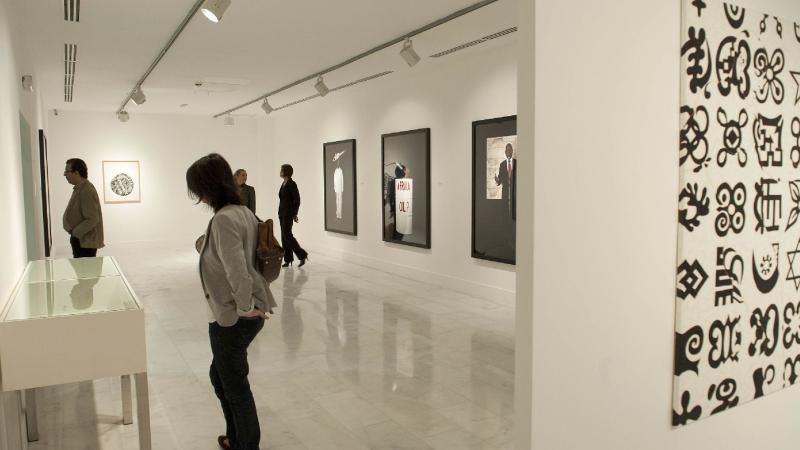 33. Imagen de la exposición Telas de Luz. Colección de arte africano de Saro León en Casa África