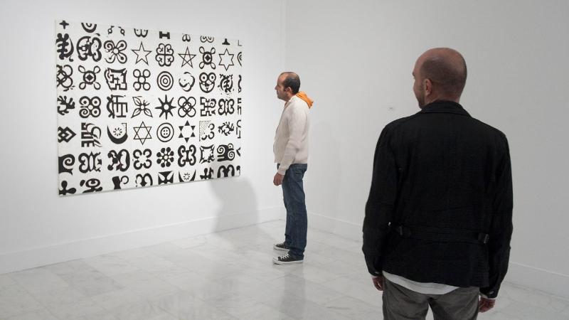 34. Imagen de la exposición Telas de Luz. Colección de arte africano de Saro León en Casa África