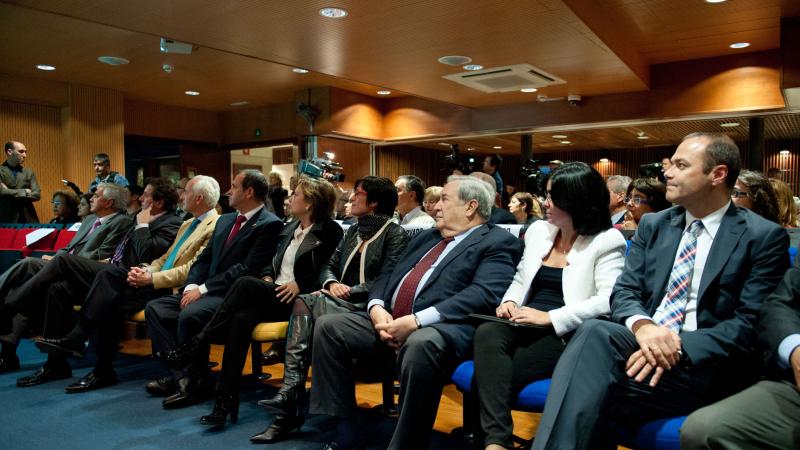 6. Imagen del acto de presentación de la novela Llévame a Faranfanfana en Casa África