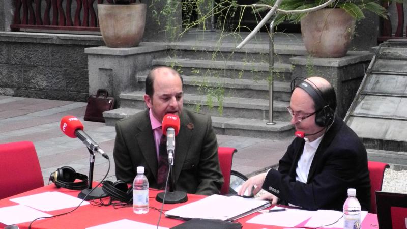 4.	Juan José Cardona –Alcalde de Las Palmas de Gran Canaria- entrevistado en el programa El día menos pensado