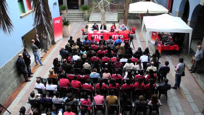 12.	Grabación del programa El día menos pensado de RNE en Casa África