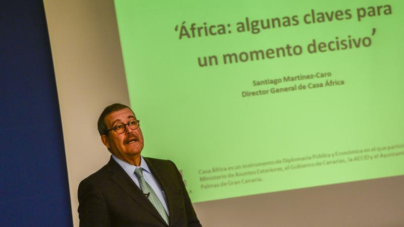 3. Intervención del Sr. Santiago Martínez-Caro -Director General de Casa África- en la conferencia CLub 'La Provincia', 2013