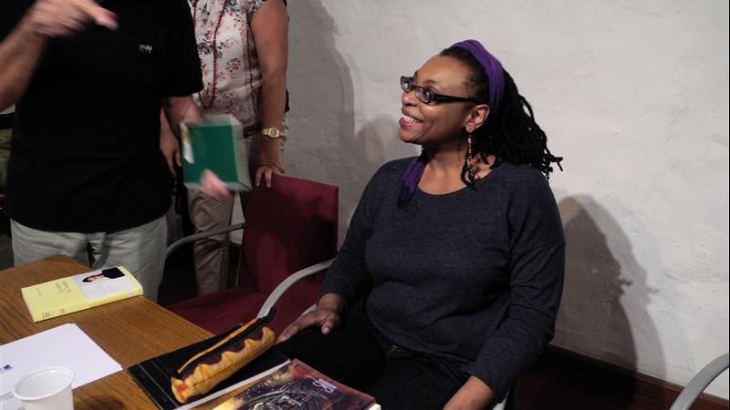 2. Participación de Leonora Miano en el programa Letras Africanas en el Festival de Teatro Tres Continentes