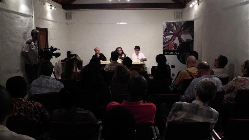 7. Participación de Leonora Miano en el programa Letras Africanas en el Festival de Teatro Tres Continentes