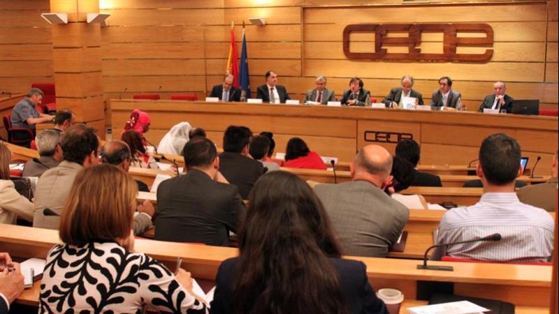 11. Presentación del informe Perspectivas Económicas de África, 2014 en la Confederación Española de Organizaciones Empresariales (CEOE), Madrid