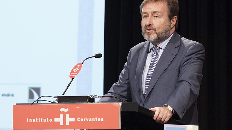 5. Presentación del acto por Javier Herrera -ex Embajador de España en Kenia- (Foto: Instituto Cervantes)